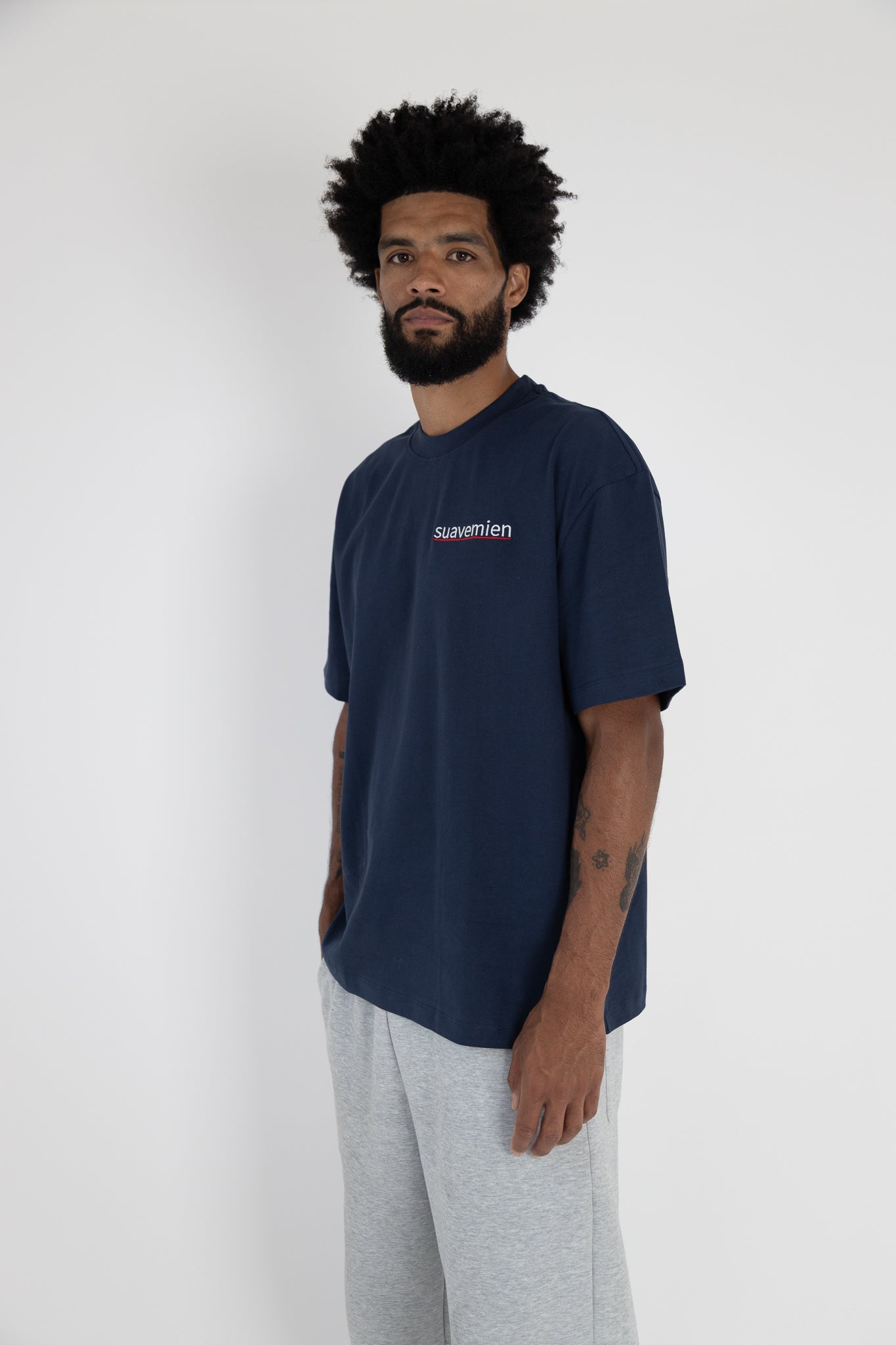 Suavemien Navy/White T-Shirt